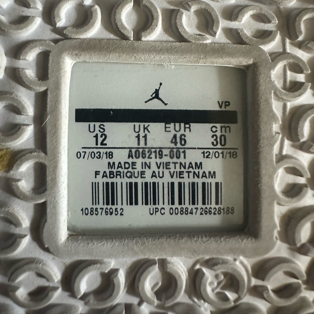 Jordan Men's why not zero.2 basketball shoes. - Picture 9 of 13